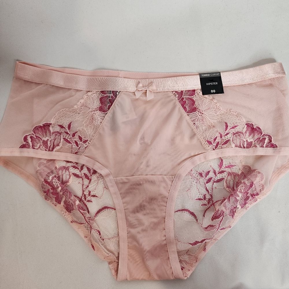 00X 10W Medium Torrid Pink Floral Lace Hipster Panty Mid Rise Lingerie Boudior - Picture 2 of 7